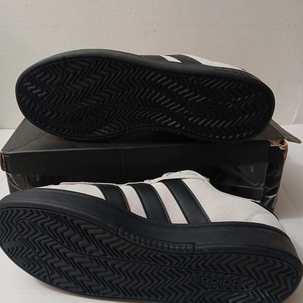 Adidas Black/Gray Sneakers Men's Size 13 New $85 - Picture 8 of 12